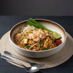 ผัดไทไก่