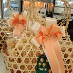 พัฟชะลอม