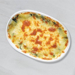 ผักโขมอบชีส