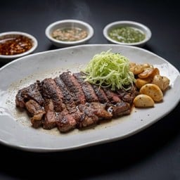 🥩ชุดเนื้อโคขุนย่างเกลือพริกไทยดำ 200-220 กรัม ➕ น้ำจิ้ม 3 อย่าง✨