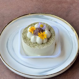 Matcha Red Bean Cake