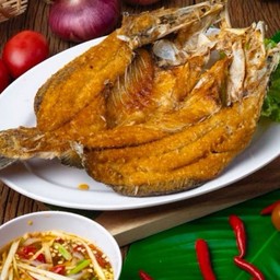ปลากะพงทอดน้ำปลา
