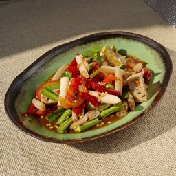 ตำไหลบัวหมูยอ