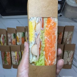 ไข่กุ้ง ปูอัด ไข่ดาวกรอก ผัก โฮมวีส