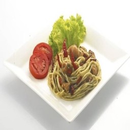 สปาเก็ตตี้พริกแห้งไก่ย่าง