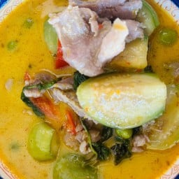 แกงเขียวหวานเนื้อ