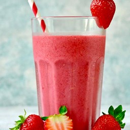 น้ำสตรอว์เบอร์รี่ปั่น