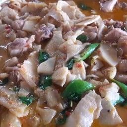 บุ๋ม กาแฟโบราณ ก๋วยเตี๋ยว ข้าวราดแกง