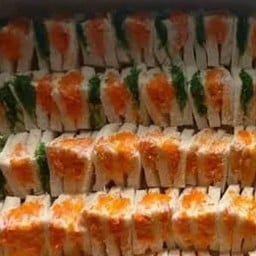 ปูอัดไข่กุ้ง ล้วน กล่องใสเล็ก