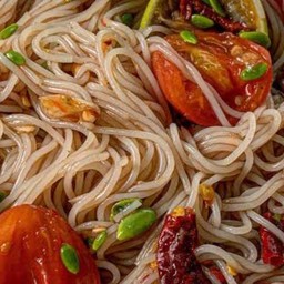 ตำขนมจีน