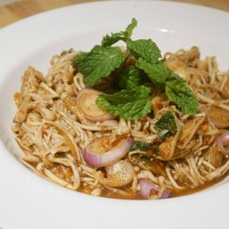 ลาบเห็ดเข็มทอง