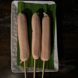 ใส้กรอกหลังกรอบใหญ่