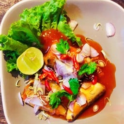 แม่หญิงผัดไท อาหารจานเดียว