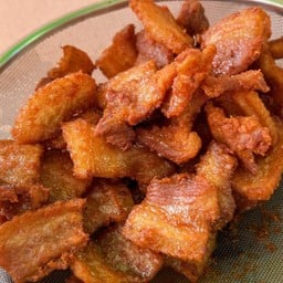 หมูทอด มหานคร