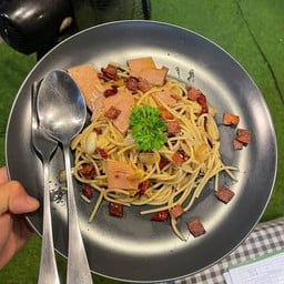 สปาเก็ตตี้อะกาลิโอ้