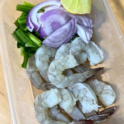 ยำกุ้งสด