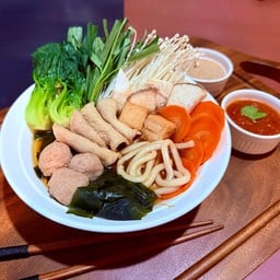 อูด้งน้ำดำ