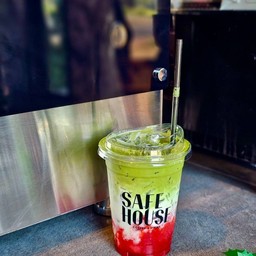 ชาเขียว สตรอว์เบอร์รี