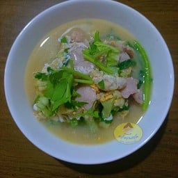 สุกี้เหลาน้ำ หมู / ไก่