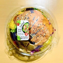 สลัดผักรวมมิตร ธัญพืช อกไก่ทอด