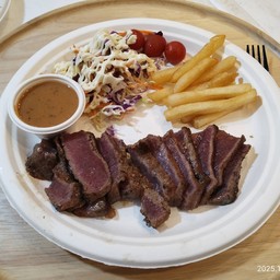 สเต็กเนื้อ