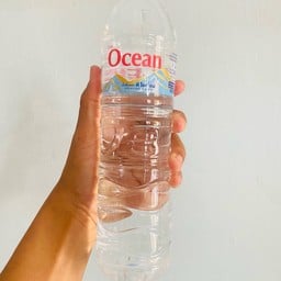 น้ำเปล่าขวดใหญ่