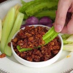 กินข้าวแซ่บ (น้ำพริกรสเด็ด)