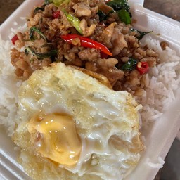 พรอาหารตามสั่ง