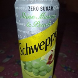Schweppes shine muscat