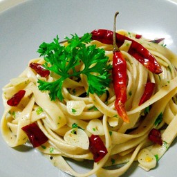 สปาเกตตีออจีโอ้