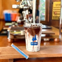 SECOND (วินาที) Green Space Cafe