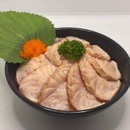 ข้าวหน้าแซลมอนเบริ์น