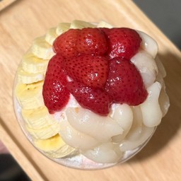 Bingsu L สตอเบอรี่ กล้วยหอม เงาะ ลิ้นจี่