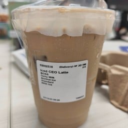 ZUS Coffee United Center Silom