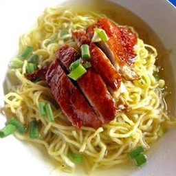 บะหมี่เป็ดย่าง น้ำใส