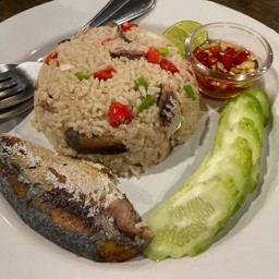 ข้าวผัดปลาทู