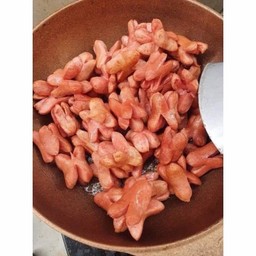 ไส้กรอกแดงทอด