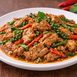 ผัดพริกแกง (กับข้าว)