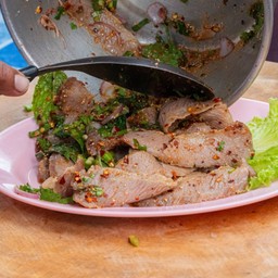 อาเฮง ก๋วยเตี๋ยวเรือ & อาหารอีสาน ราชบุรี