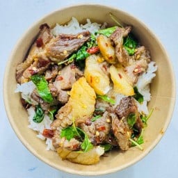 กะเพรา พริกแห้ง 37 กะเพรา พริกแห้ง 37