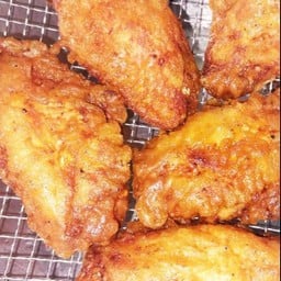 แก้มแดงอาหารตามสั่ง