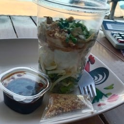 ปังหวาน&ก๋วยเตี๋ยวแห้งเขย่า-ผัดไทยโบราณ-หมี่คลุกไก่ฉีก