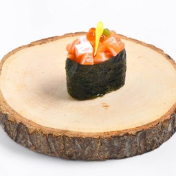 ซูชิปลาแซลม่อนสับ