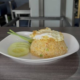 ข้าวผัดไก่