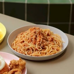 DL สปาเก็ตตี้ซอสมะเขือเทศหมูสับ