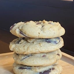 Soft chocolate chip cookie