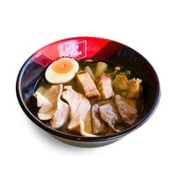 ก๋วยจั๊บหมูรวม (Rolled Rice Noodle Soup  with Mixed Pork)