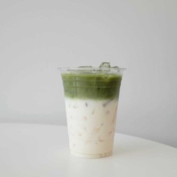 matcha latte (มัทฉะลาเต้)