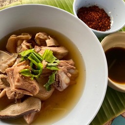 ต้มขมเนื้อรวมเครื่องในวัว