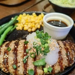 Sizzle 原宿 しずる